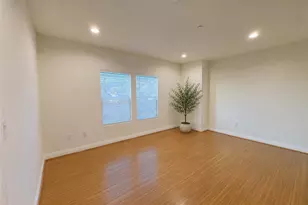 2318 N Fairview St, Burbank, CA 91504 - Photo 22