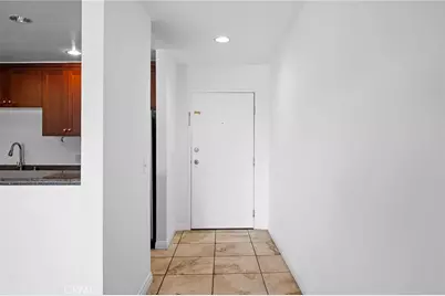 20253 Keswick Street #331, Winnetka, CA 91306 - Photo 4
