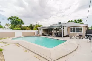 16001 Tulsa St, Granada Hills, CA 91344 - Photo 22