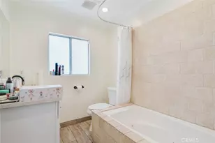 16001 Tulsa St, Granada Hills, CA 91344 - Photo 14