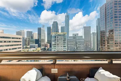 1100 Wilshire Boulevard #1707, Los Angeles, CA 90017 - Photo 8