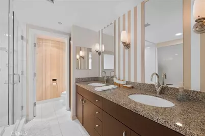 1100 Wilshire Boulevard #1707, Los Angeles, CA 90017 - Photo 24