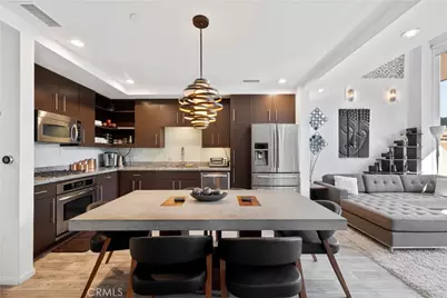 1100 Wilshire Boulevard #1707, Los Angeles, CA 90017 - Photo 2