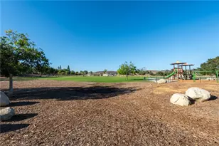 1485 Sappanwood, Thousand Oaks, CA 91320 - Photo 38