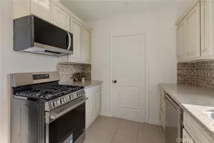 694 W Orange Grove, Pomona, CA 91768 - Photo 18