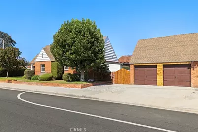 694 W Orange Grove, Pomona, CA 91768 - Photo 4
