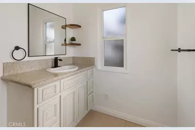 694 W Orange Grove, Pomona, CA 91768 - Photo 20