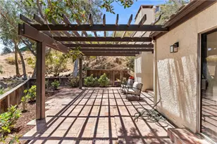 77 Barmore Ct, Glendale, CA 91206 - Photo 36