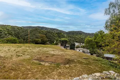 7444 Tranquil Drive, Tujunga, CA 91042 - Photo 16