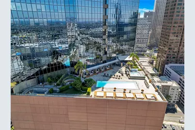 1100 Wilshire Boulevard #3302, Los Angeles, CA 90017 - Photo 12