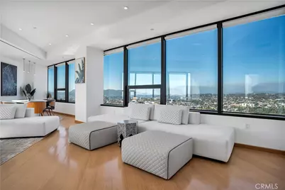 1100 Wilshire Boulevard #3302, Los Angeles, CA 90017 - Photo 2
