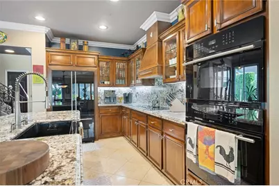 32 Mossdale Court, Azusa, CA 91702 - Photo 8