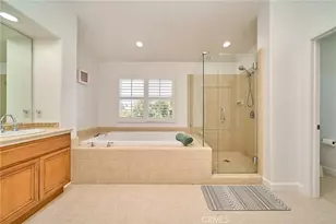 25750 Wallace Pl, Stevenson Ranch, CA 91381 - Photo 34