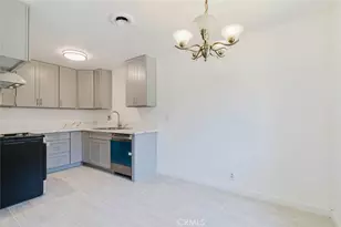 7 Fiesta Ln, Carson, CA 90745 - Photo 6