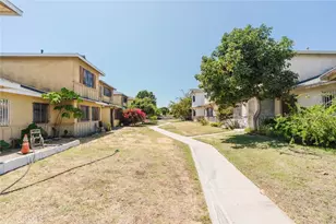 7 Fiesta Ln, Carson, CA 90745 - Photo 24