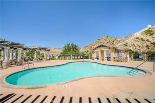 16739 Nicklaus Dr, Sylmar, CA 91342 - Photo 26