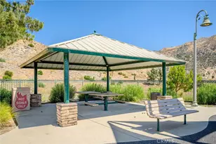 16739 Nicklaus Dr, Sylmar, CA 91342 - Photo 30