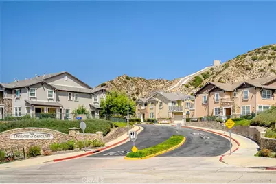 16739 Nicklaus Drive #25, Sylmar, CA 91342 - Photo 2
