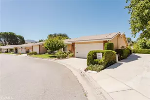 26483 Fairway Cir, Newhall, CA 91321 - Photo 6