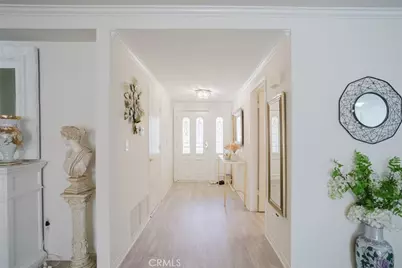 26483 Fairway Circle, Newhall, CA 91321 - Photo 8