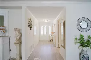 26483 Fairway Cir, Newhall, CA 91321 - Photo 8