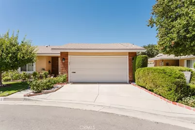 26483 Fairway Circle, Newhall, CA 91321 - Photo 2