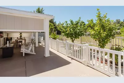 26483 Fairway Circle, Newhall, CA 91321 - Photo 44