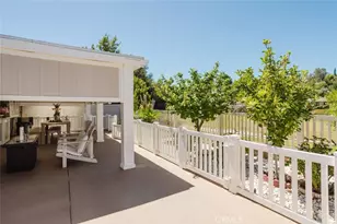 26483 Fairway Cir, Newhall, CA 91321 - Photo 44