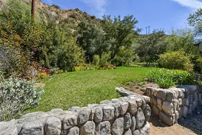2447 Stonyvale Road, Tujunga, CA 91042 - Photo 36
