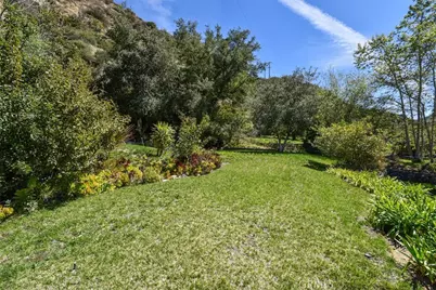 2447 Stonyvale Road, Tujunga, CA 91042 - Photo 2