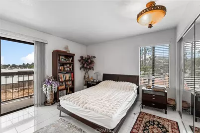 1745 Holly #302, Glendale, CA 91206 - Photo 28