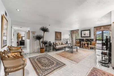 1745 Holly #302, Glendale, CA 91206 - Photo 4