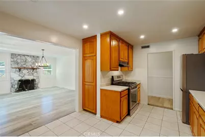 20353 Gault, Winnetka, CA 91306 - Photo 10