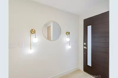 9512 Via Venezia, Burbank, CA 91504 - Photo 8