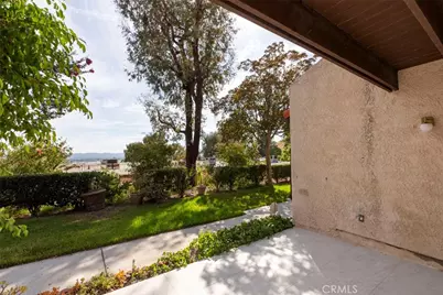 9512 Via Venezia, Burbank, CA 91504 - Photo 4