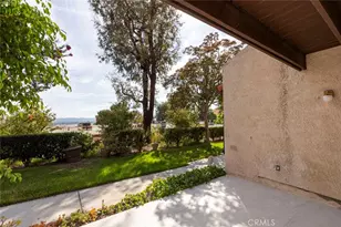 9512 Via Venezia, Burbank, CA 91504 - Photo 4