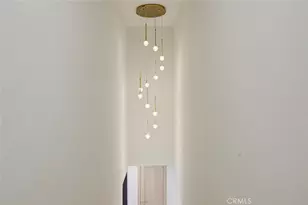 9512 Via Venezia, Burbank, CA 91504 - Photo 28