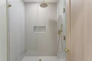 9512 Via Venezia, Burbank, CA 91504 - Photo 38