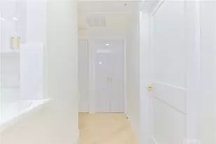 250 N First St, Burbank, CA 91502 - Photo 14