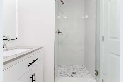 16509 Shamhart, Granada Hills, CA 91344 - Photo 38