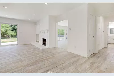 16509 Shamhart, Granada Hills, CA 91344 - Photo 8