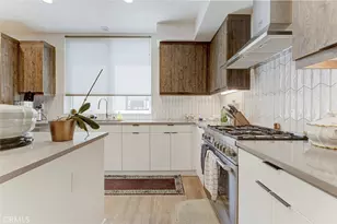 1049 N Joels Pl, Los Angeles, CA 90012 - Photo 16