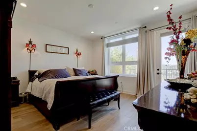 1049 N Joels Place, Los Angeles, CA 90012 - Photo 18