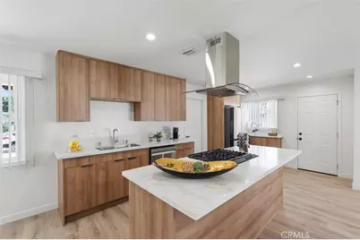 13739 Wyandotte, Los Angeles, CA 91405 - Photo 12