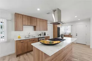 13739 Wyandotte, Los Angeles, CA 91405 - Photo 12