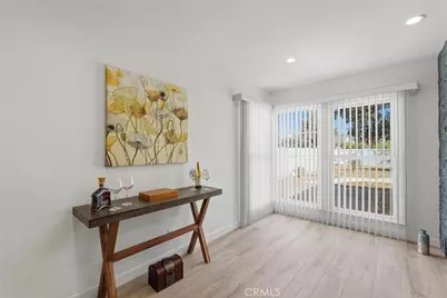 13739 Wyandotte, Los Angeles, CA 91405 - Photo 10