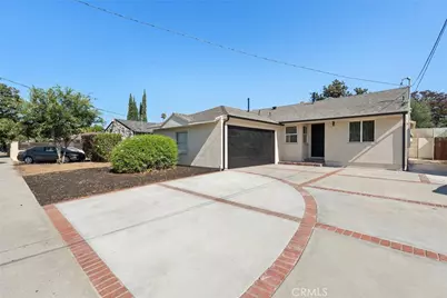 13739 Wyandotte, Los Angeles, CA 91405 - Photo 1