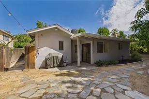 7838 Ellenbogen St, Sunland, CA 91040 - Photo 36