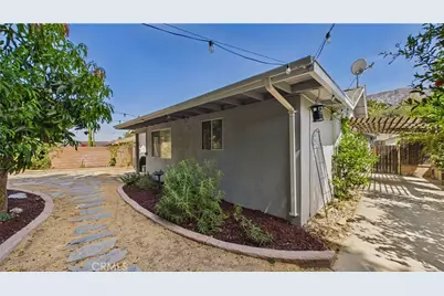7838 Ellenbogen Street, Sunland, CA 91040 - Photo 34