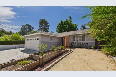 7838 Ellenbogen Street, Sunland, CA 91040 - Photo 2